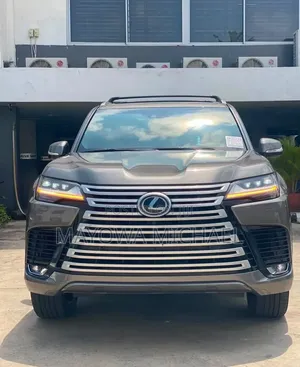 Lexus LX 2022 Gray