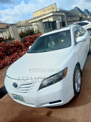 Toyota Camry LE 4dr Sedan (2.4L 4cyl 5A) 2008 White