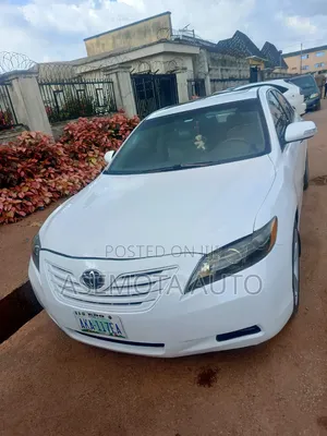 Toyota Camry LE 4dr Sedan (2.4L 4cyl 5A) 2008 White