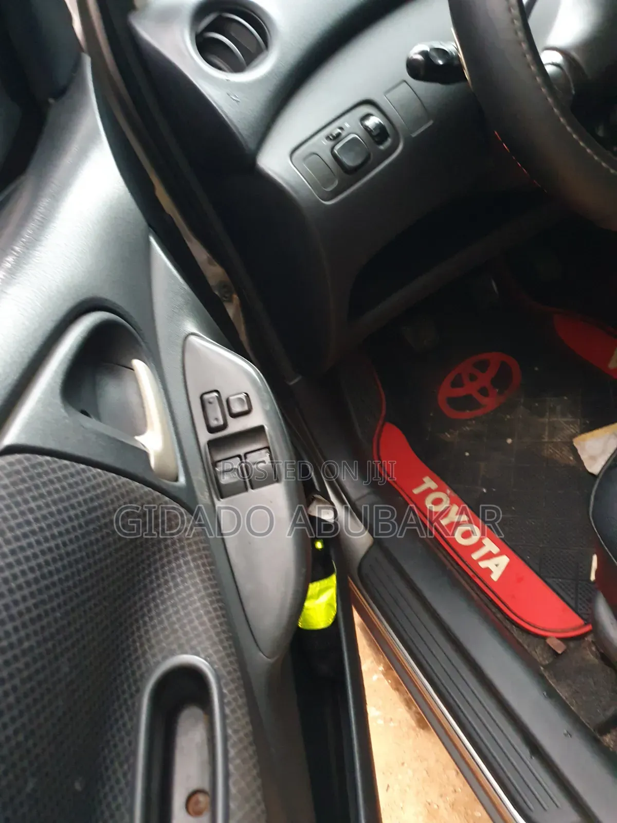 Toyota Yaris 2005