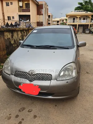 Toyota Yaris 2005