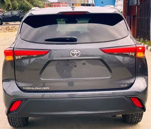 Toyota Highlander 2023 Gray