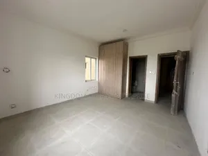 3bdrm Apartment in Ajiran Osapa Lekki for sale