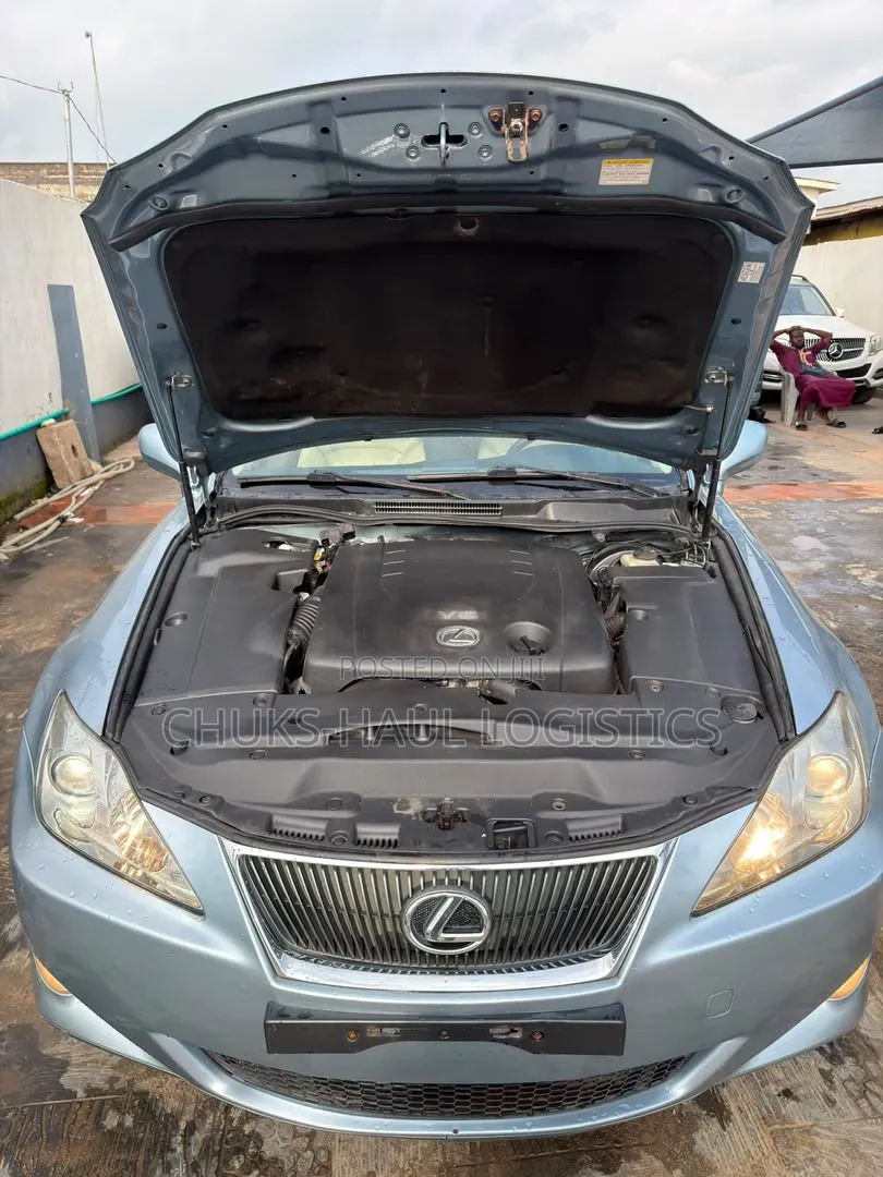 Lexus IS 2008 Blue