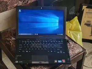 Laptop Sony VAIO E15 SVE1513P1EW 6GB Intel Core i5 HDD 500GB