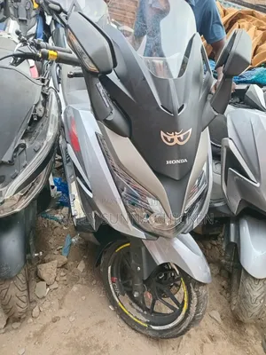 Honda Forza 2022 Silver