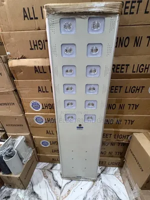 100w Wakatek Solar Streetlights
