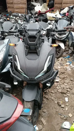 Honda 2023 Gray