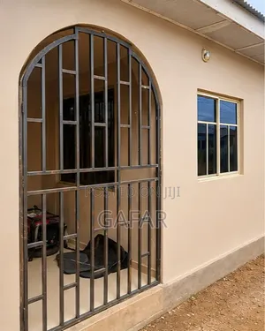 2bdrm Block of Flats in Ileri Oluwa Estate,, Ado-Odo/Ota for sale