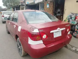 Toyota Corolla 2005 Red