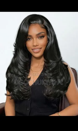 Long Body-Wave/Bouncy Wig