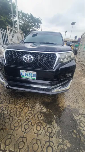 Toyota Land Cruiser Prado 2012 Black