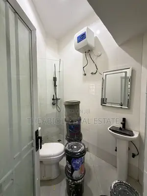 4bdrm Maisonette in Wuye, Abuja for rent