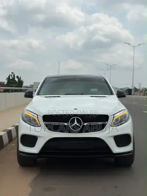 Mercedes-Benz GLE-Class AMG GLE 43 4MATIC 2017 White