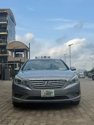 Hyundai Sonata Limited 4dr Sedan (2.4L 4cyl 6A) 2014 Silver