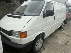 Volkswagen Transporter 2007 White