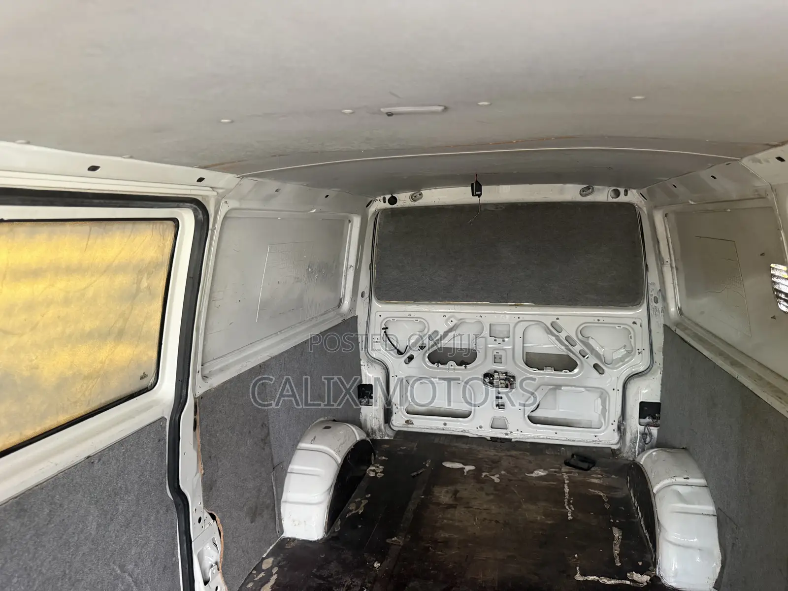 Volkswagen Transporter 2007 White