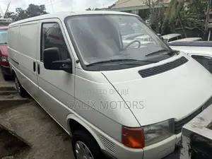 Volkswagen Transporter 2007 White