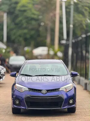 Toyota Corolla 2016 Blue