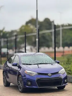Toyota Corolla 2016 Blue