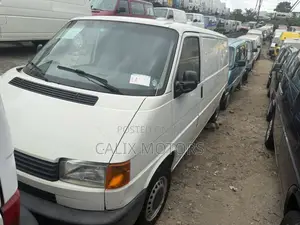 Volkswagen Transporter 2008 White
