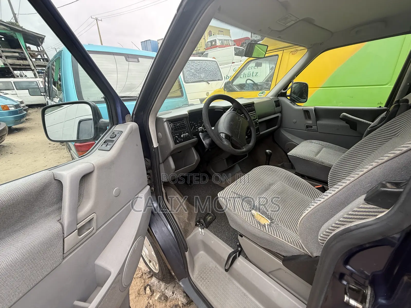 Volkswagen Transporter 2005 Blue