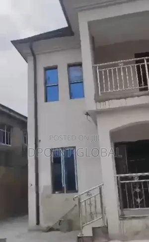 9bdrm Duplex in Not Estate, Ipaja / Ipaja for sale