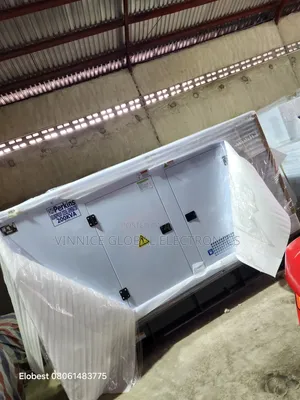 Brand New 200kva Perkins Diesel Soundproof Genrator With 5yrs Warranty