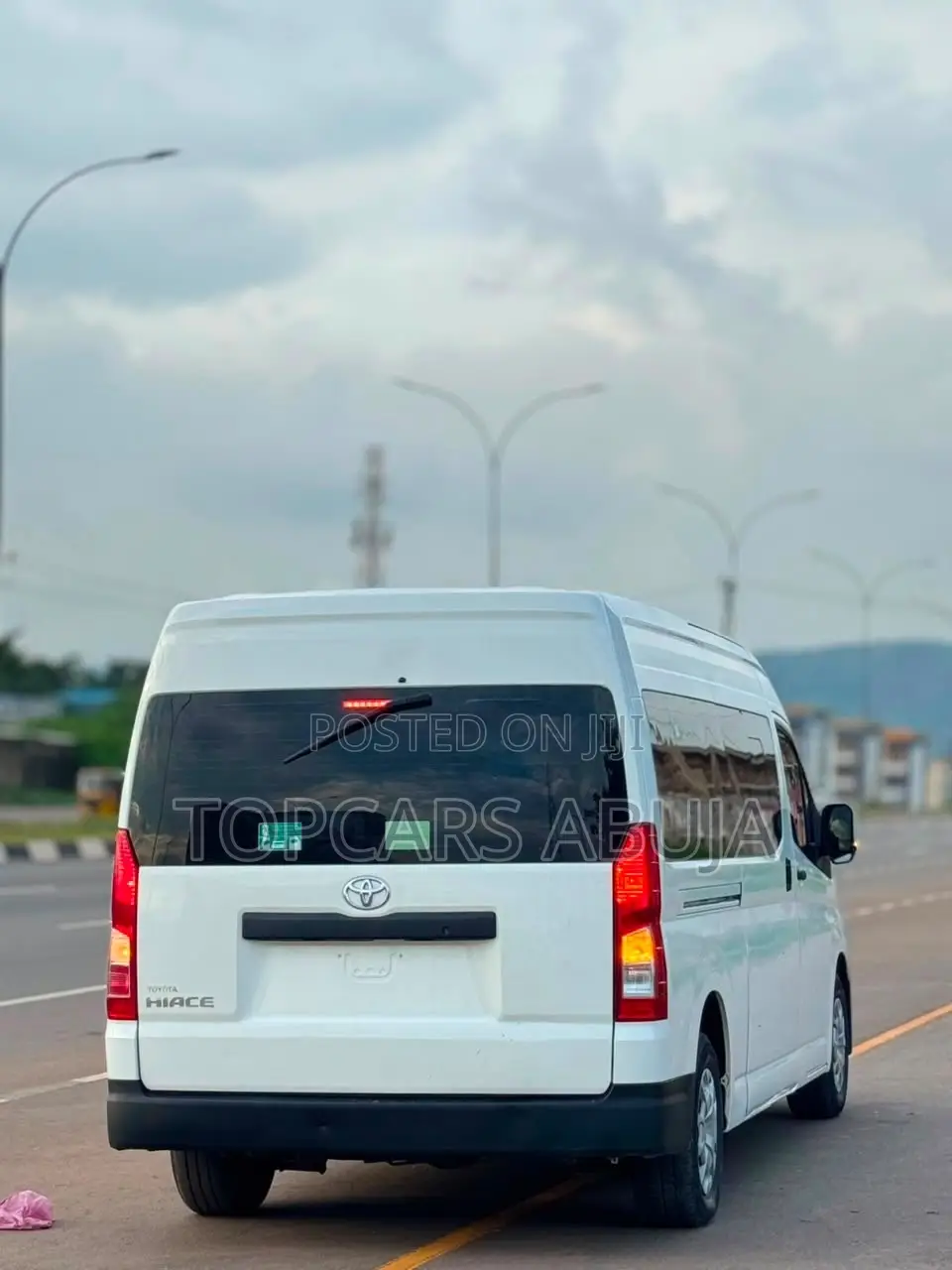 Toyota HiAce 2020 White