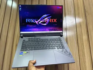 Laptop Asus ROG Strix G16 G614 16GB Intel Core i7 SSD 1T