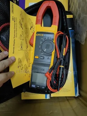 Fluke 381 Meter
