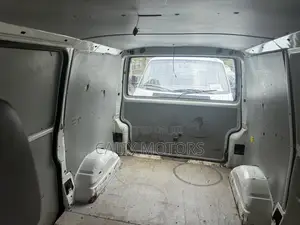 Volkswagen Transporter 2008 White