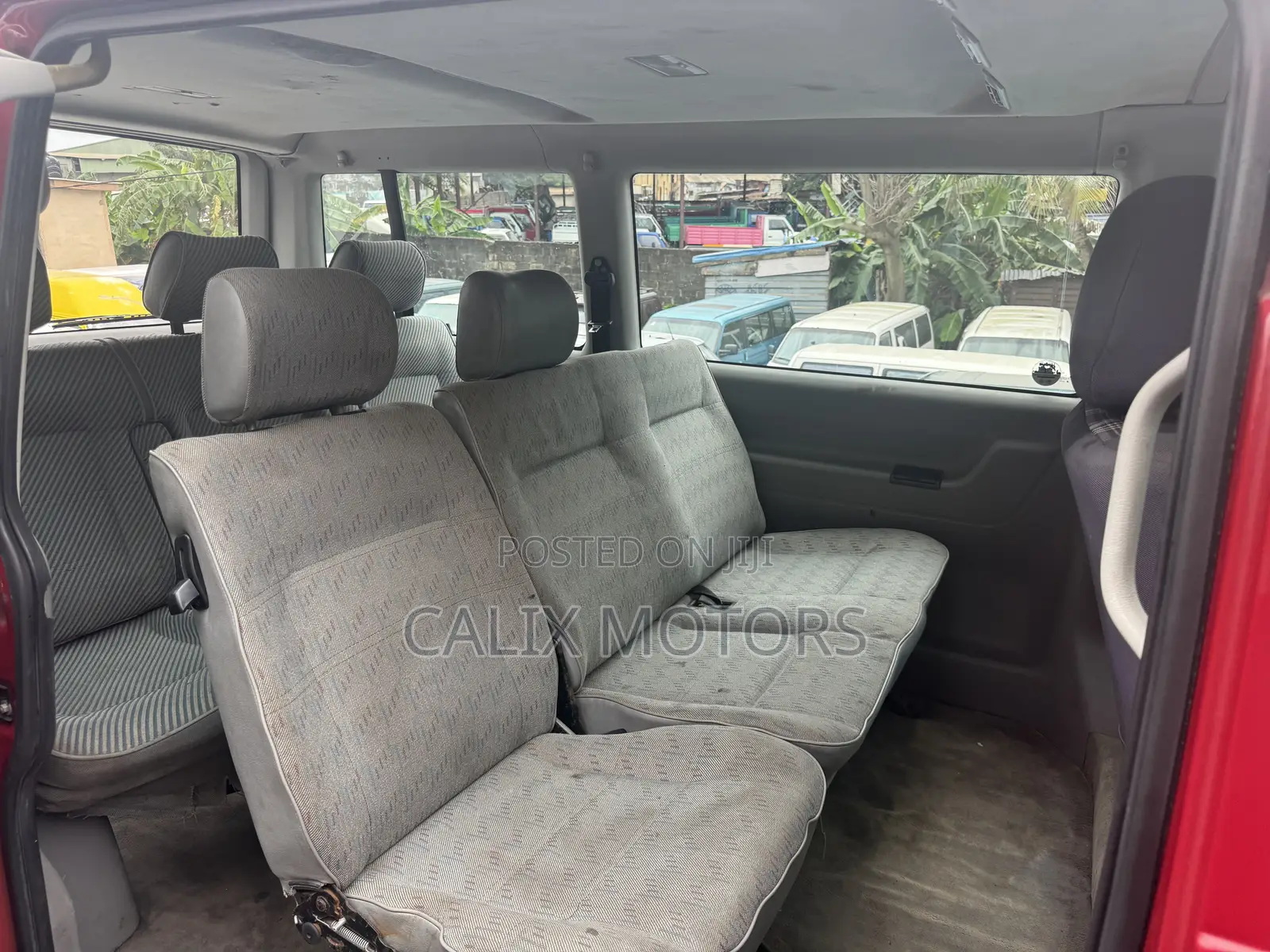 Volkswagen Transporter 2010 Red