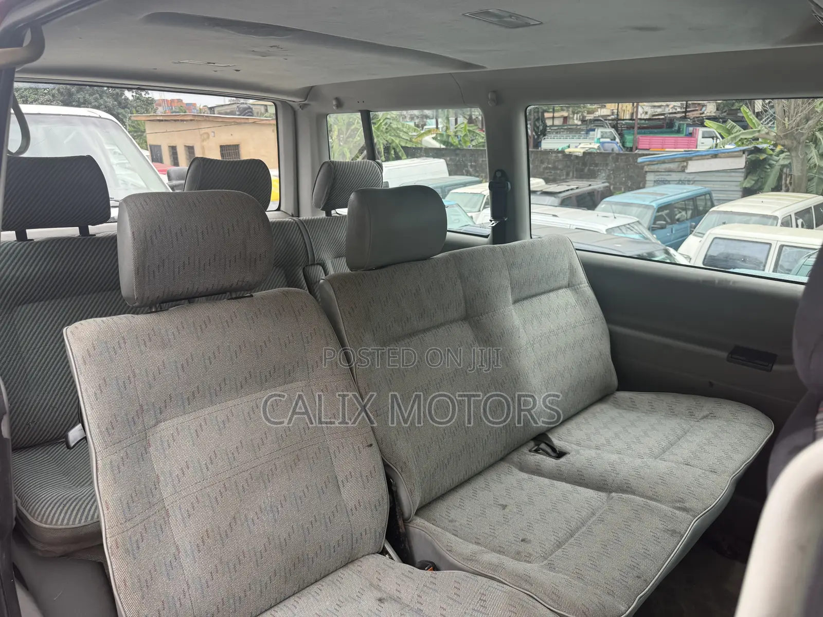 Volkswagen Transporter 2010 Red