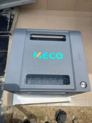 2kwh / 1200w Meco Solar Generator