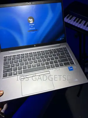 Laptop HP ZBook Firefly 14 G7 16GB Intel Core i5 SSD 512GB