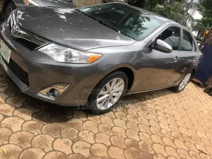 Toyota Camry 2012 Gray