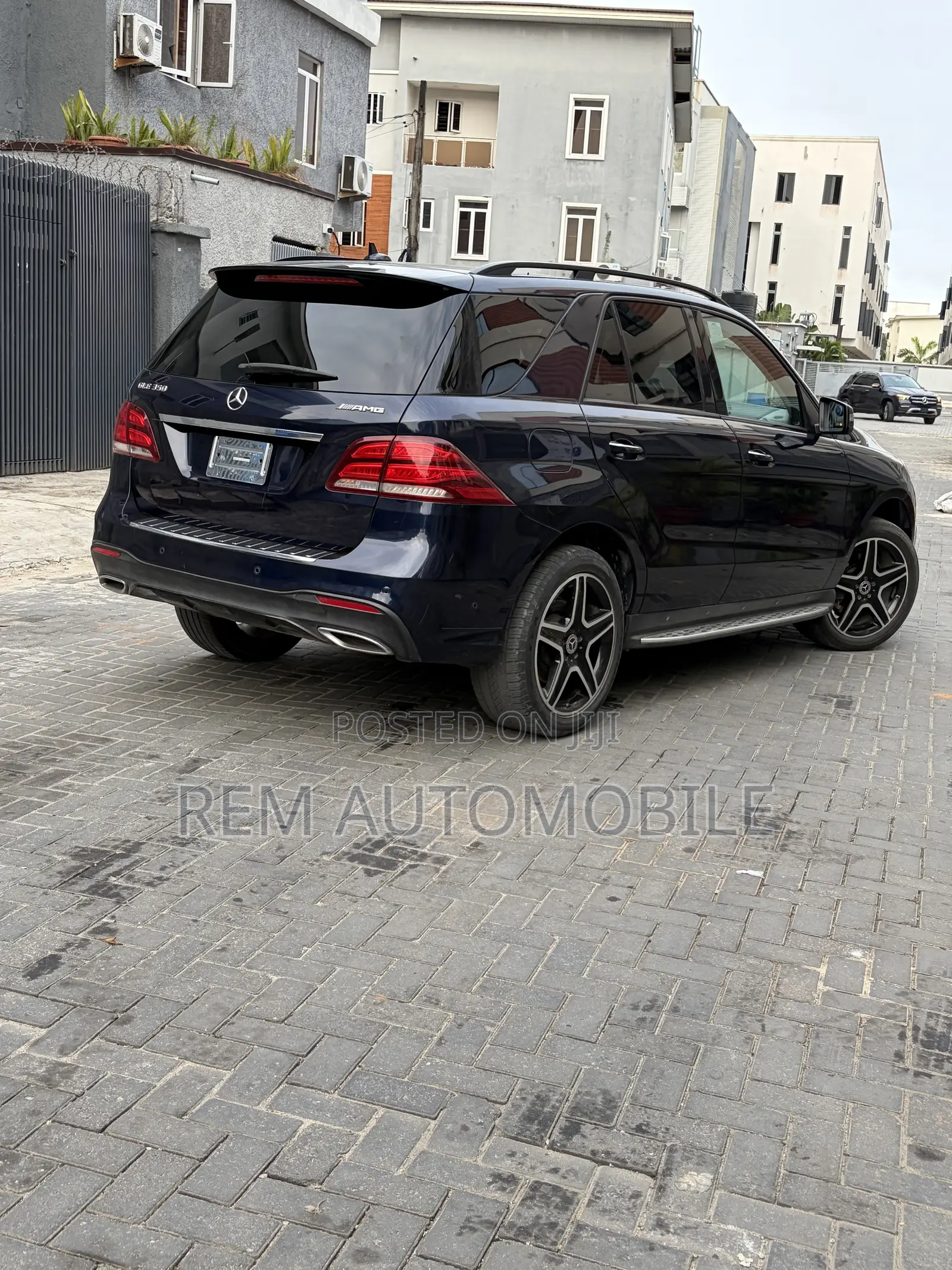 Mercedes-Benz GLE-Class 2018 Blue