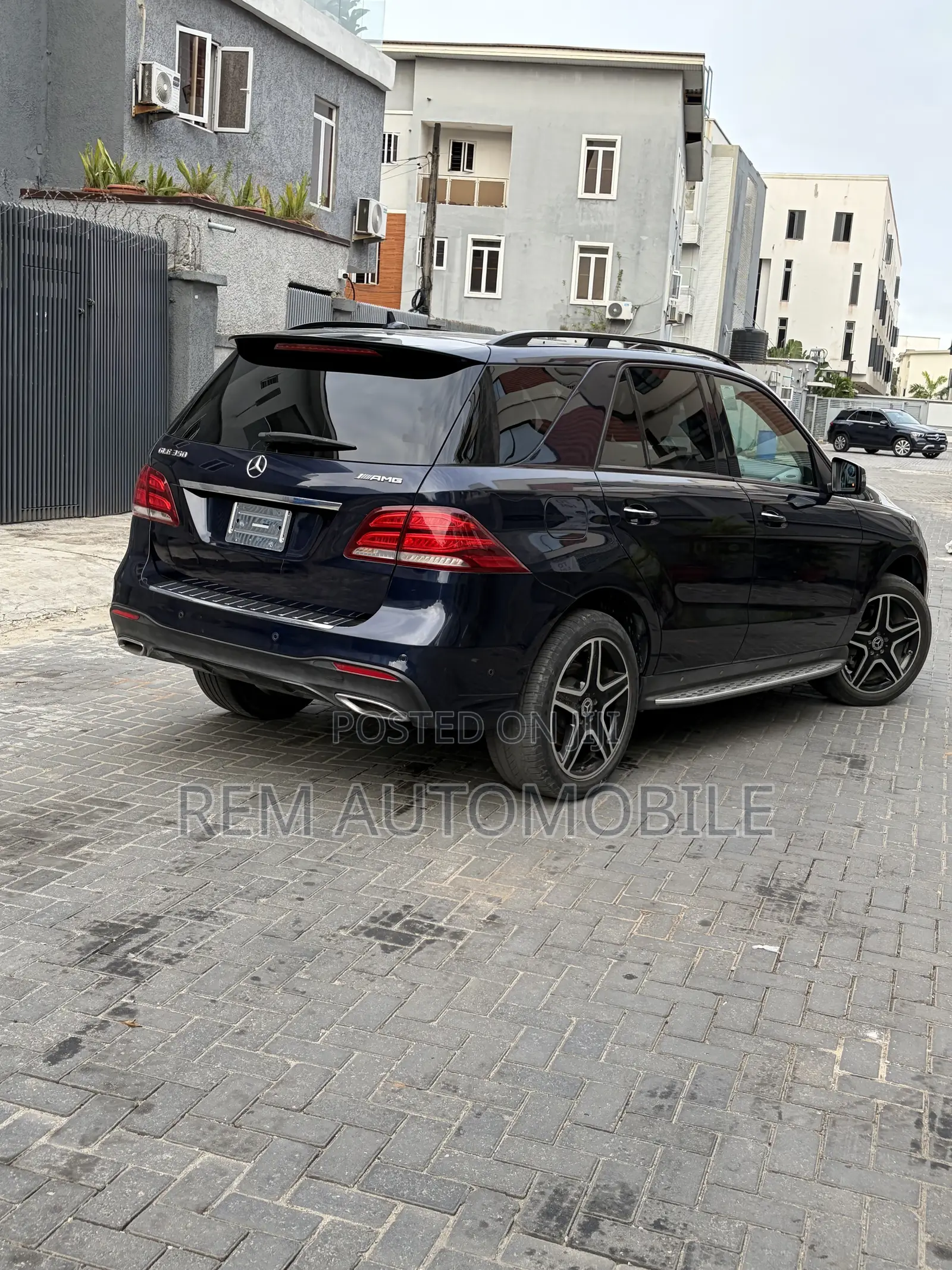 Mercedes-Benz GLE-Class 2018 Blue