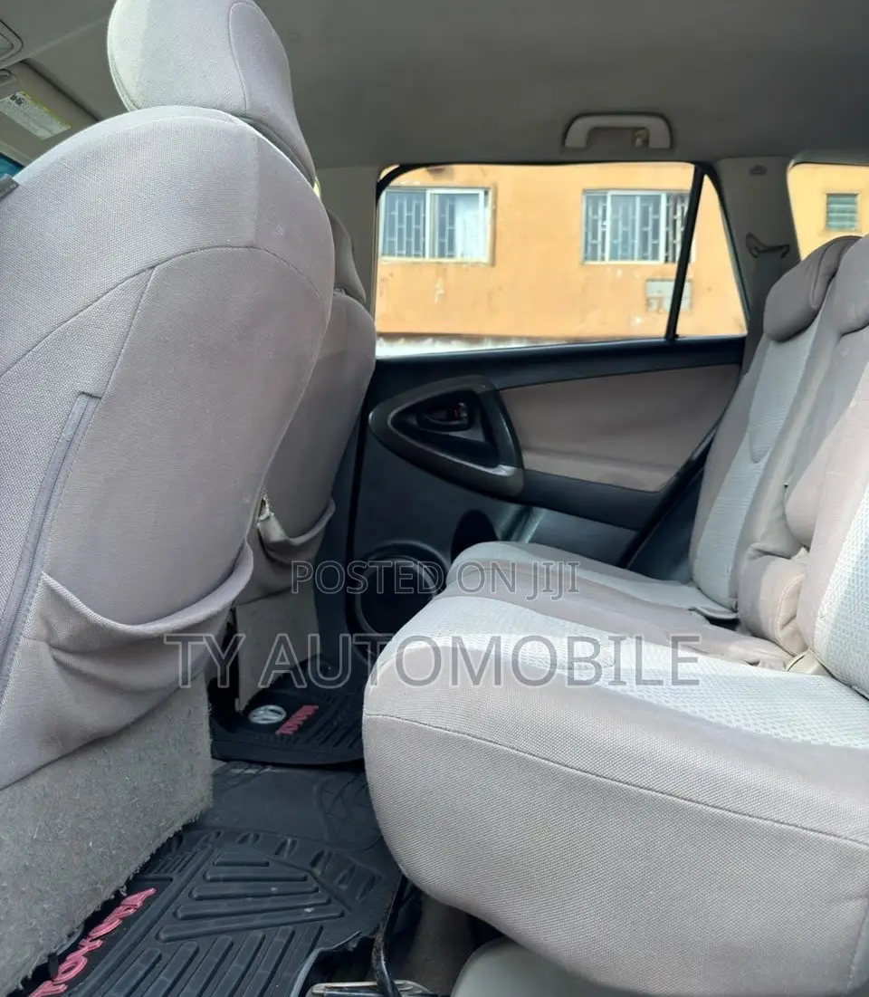 Toyota RAV4 2008 Blue