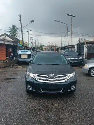 Toyota Venza Limited 2016 Blue