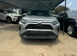 Toyota RAV4 2024 Gray