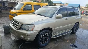 Toyota Highlander 2003 Gold