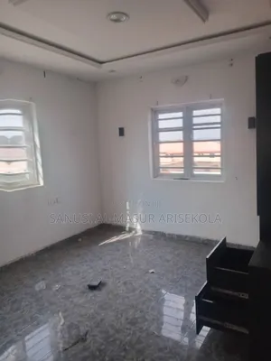 2bdrm Block of Flats in Elebu, Oluyole for rent