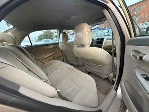 Toyota Corolla S 4dr Sedan (1.8L 4cyl 4A) 2010 Gold