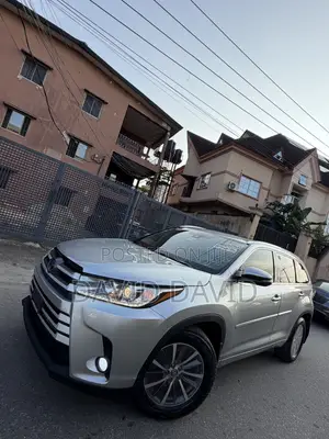Toyota Highlander 2017 Silver