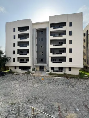 Furnished 3bdrm Block of Flats in Off Ogunlana Drive for sale