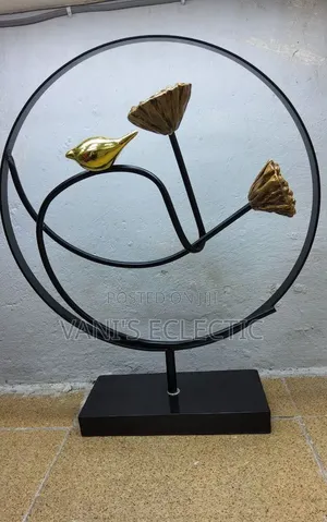 Luxury Nordic Metal Bird Lotus Tabletop Sculpture