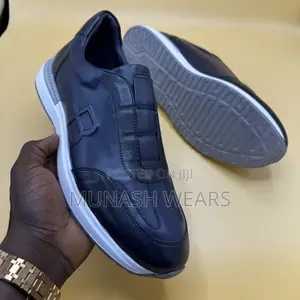 Italian Sneakers 40-46 Available