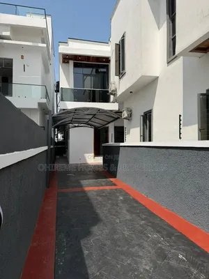 4bdrm Duplex in Orchid, Ikota for sale